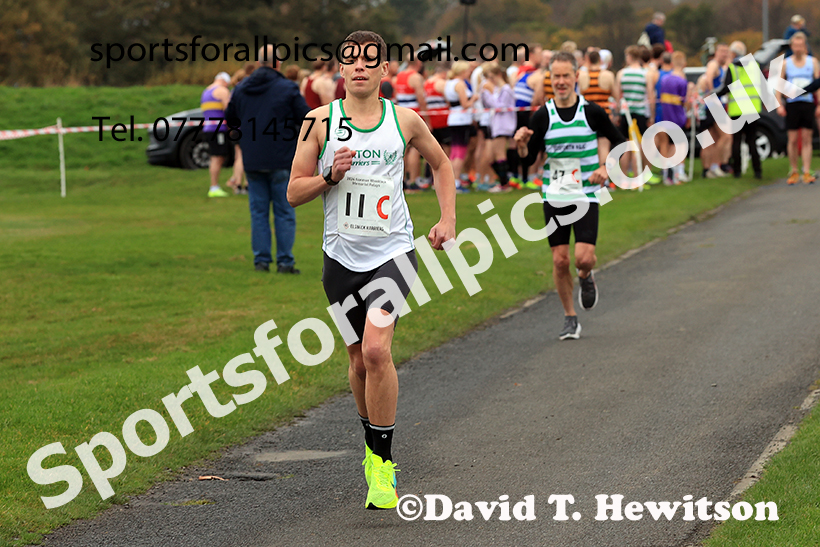 The 2024 Norman Woodcock Memorial Relay, Newcastle Race Course, Gosforth Park, Newcastle.   Photo: David T. Hewitson/Sports for All Pics